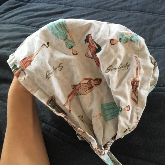 Bundle of Scrub Caps - Picture 8 of 10